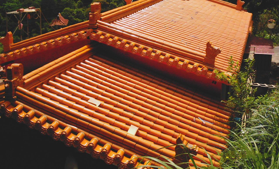 琉璃瓦建筑.jpg