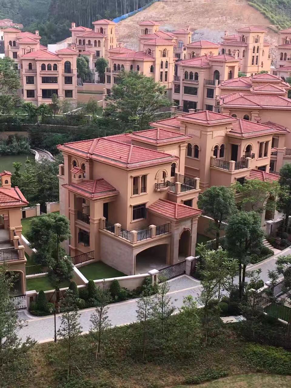 丽兰瓦别墅.jpg