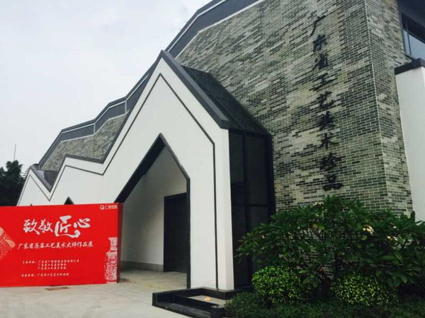 古青砖现代建筑.jpg